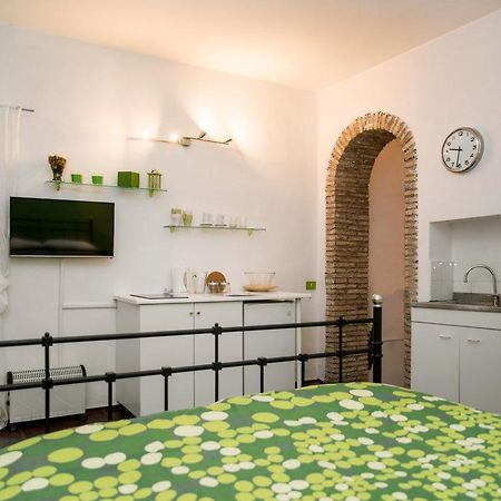 Trastevere Intimate Apartment Рим Экстерьер фото